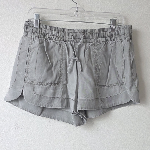 Express Grey Casual Shorts - Picture 2 of 5
